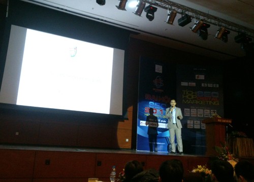 5d6743dsc0033.jpg