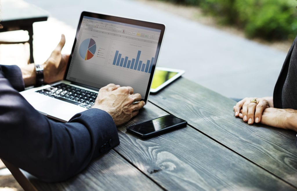 Make-Money-Online-Small-Business-Marketing-Consultant-Freelance-1024x659-min.jpg